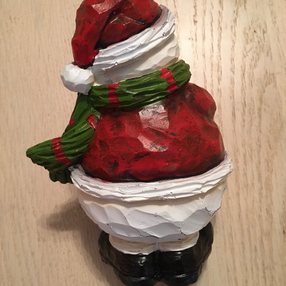 BNWT Burton 6” Standing Snowman Wood Resin Figure - Picture 2 of 4